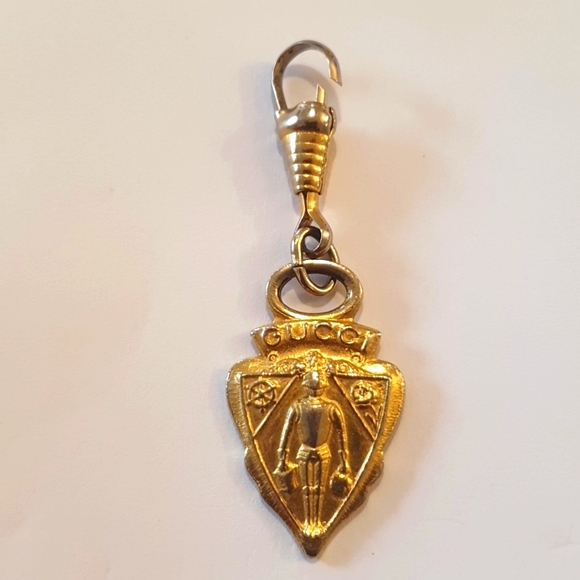 Auth Gucci Charm - Picture 1 of 4